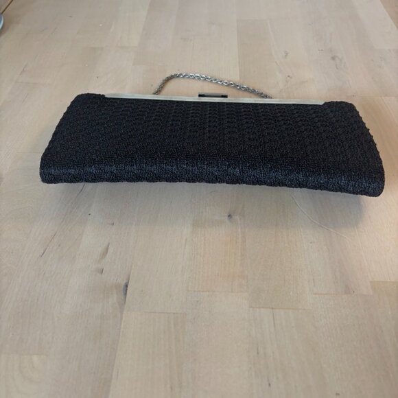 Vintage 1940s Black Clutch Purse with Silver toned frame and chain - Picture 8 of 9